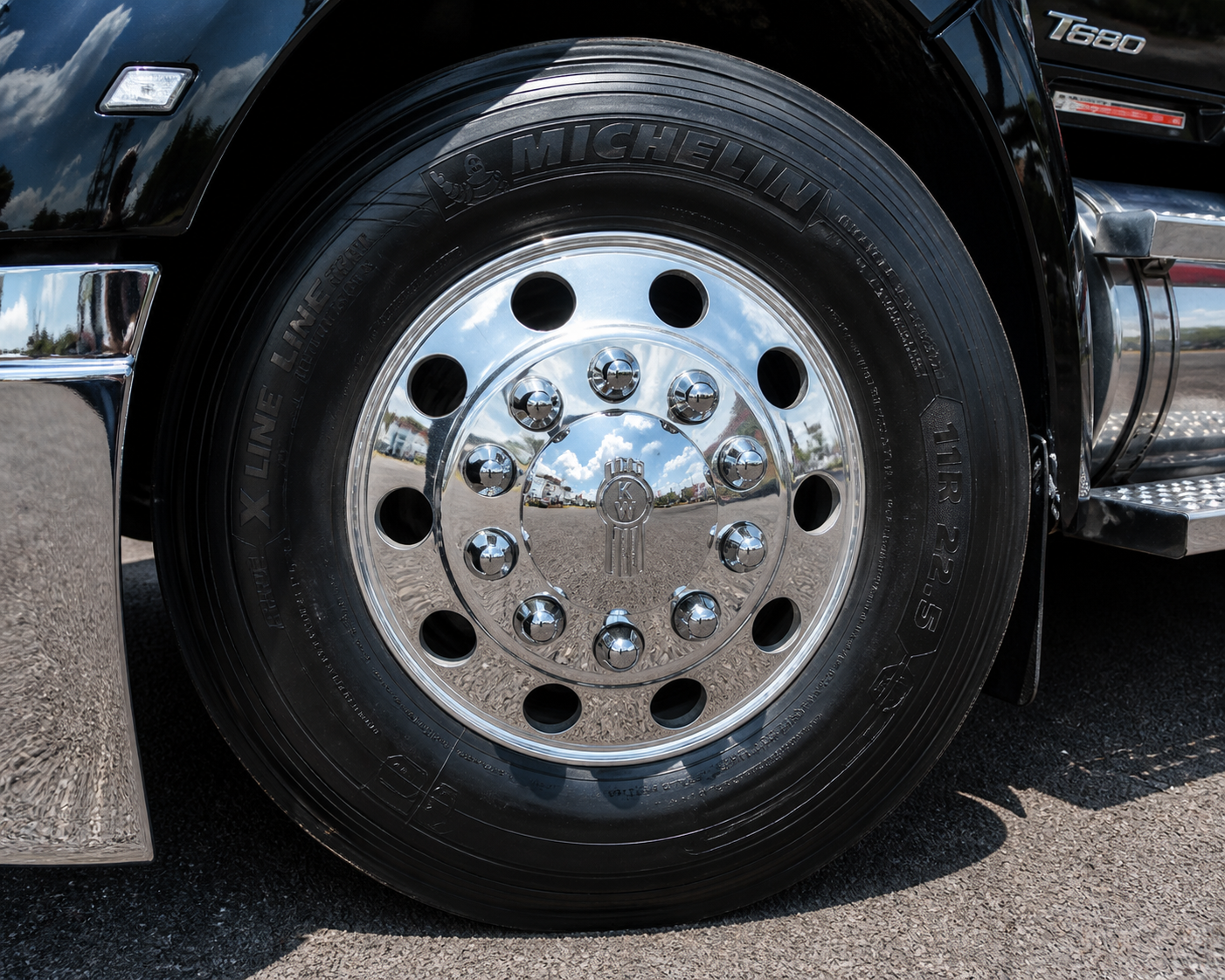 Kenworth T-680 2017