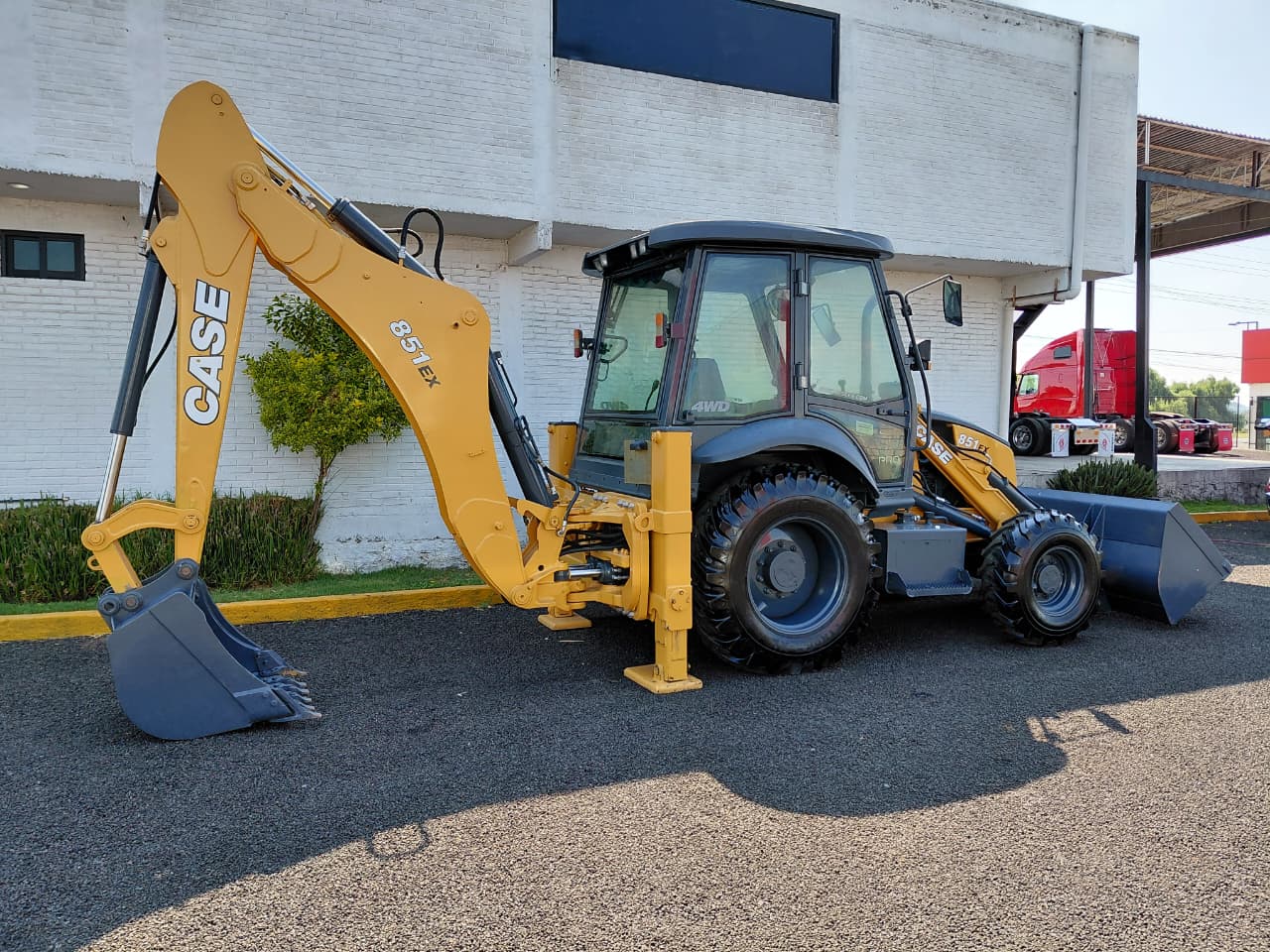 Retroexcavadora 851 EX